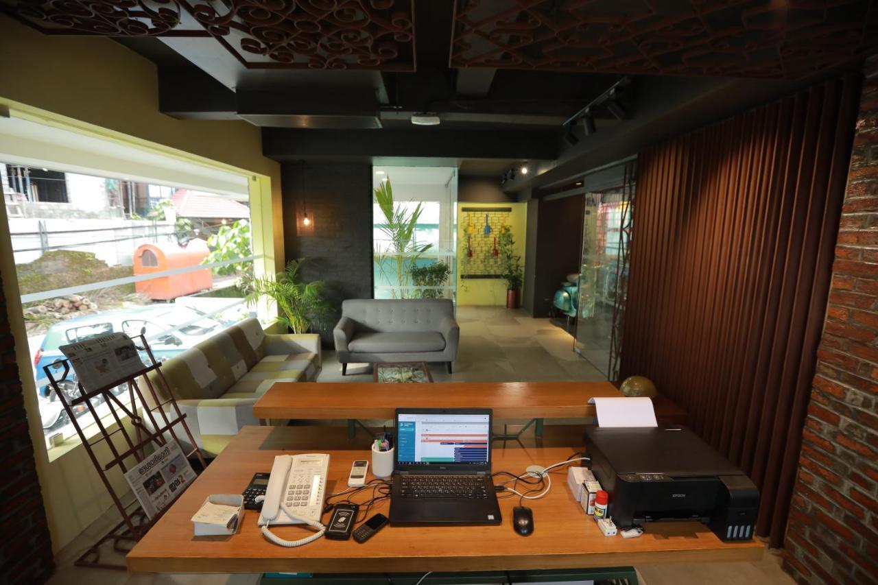 Zoot Kochi Infopark Hotel Bagian luar foto